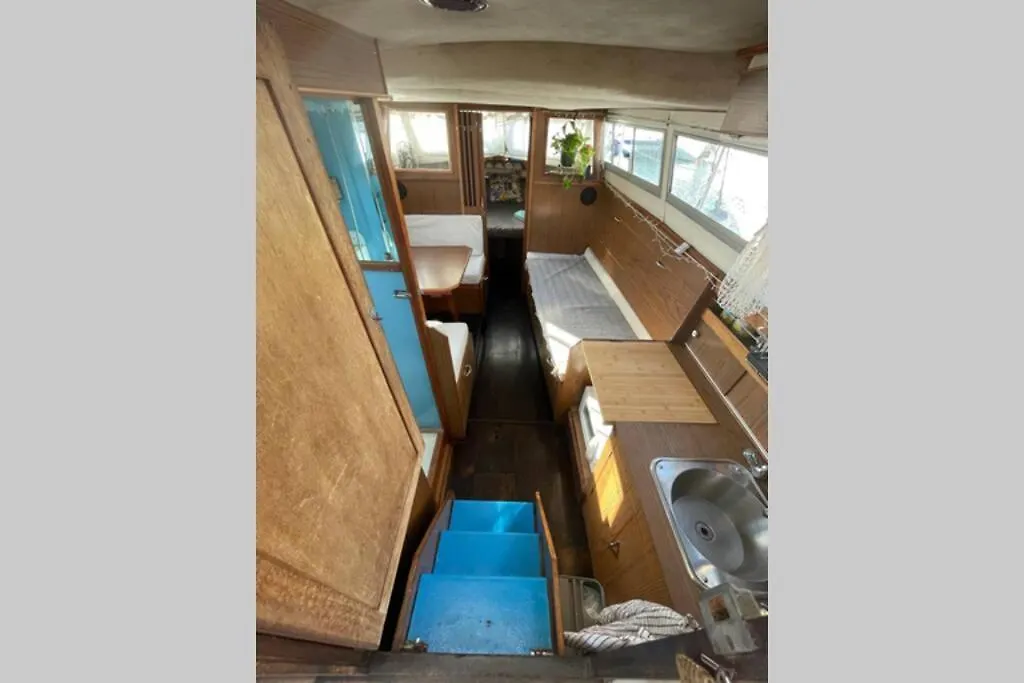 船上ホテル ホテル Beautiful 70S Vintage Yacht Boat In Barcelona サン・アドリア・デ・ベソス